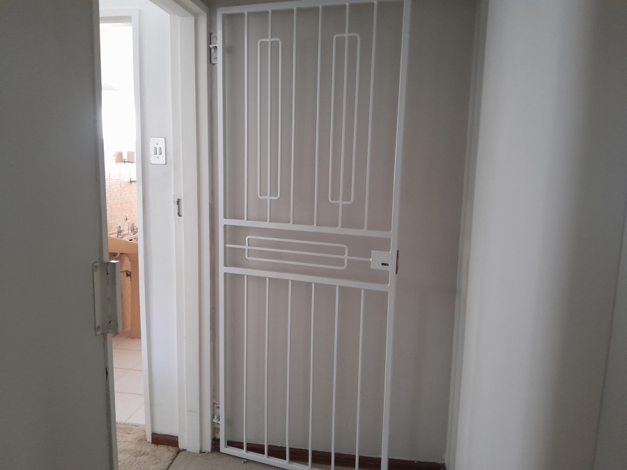 4 Bedroom Property for Sale in Gansbaai Central Western Cape